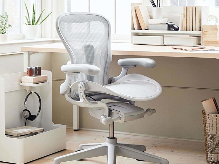 herman miller aeron chair organized desk office furniture